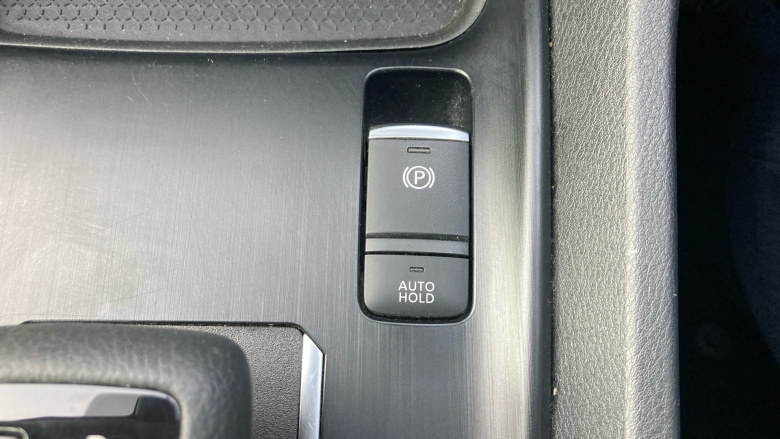 Nissan Qashqai 1.3 DiG-T MH 158 Acenta Premium 5dr Xtronic Petrol Hatchback